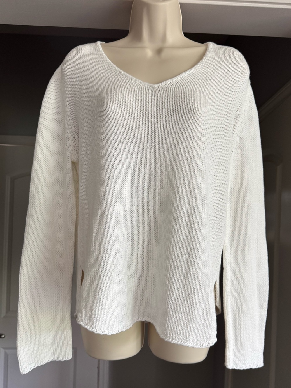 Pura Cashmere NWT Women’s White V Neck Cotton Knit Sweater Size S Lightweight